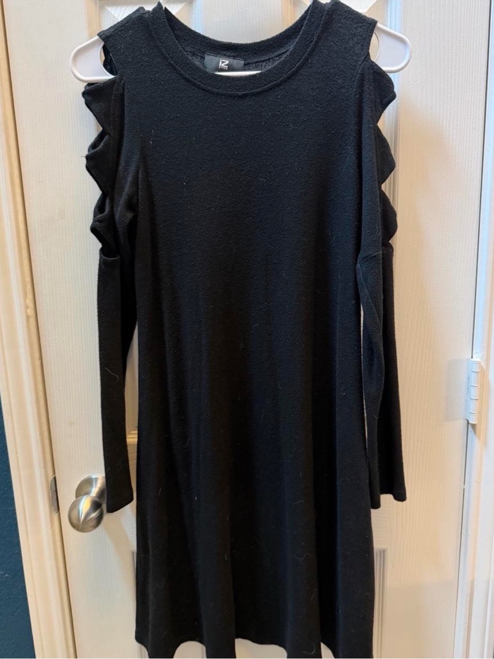 Black Cold-Shoulder Knit Dress size M